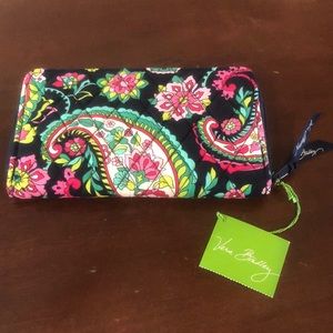 Vera Bradley wallet